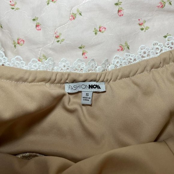 Fashionnova white lace angel baby puff sleeve corset dress - Picture 5 of 8